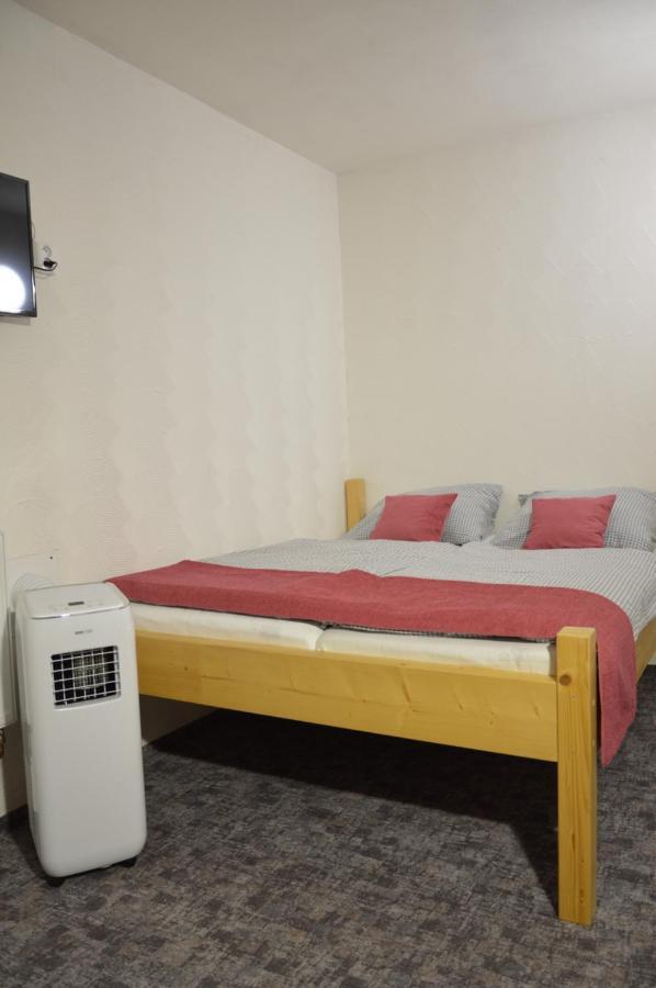 מלון Hluboká nad Vltavou Statek 3 - Wellness & Spa מראה חיצוני תמונה