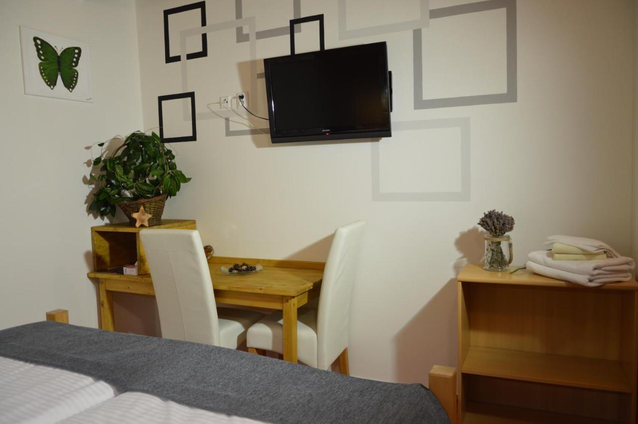 מלון Hluboká nad Vltavou Statek 3 - Wellness & Spa מראה חיצוני תמונה