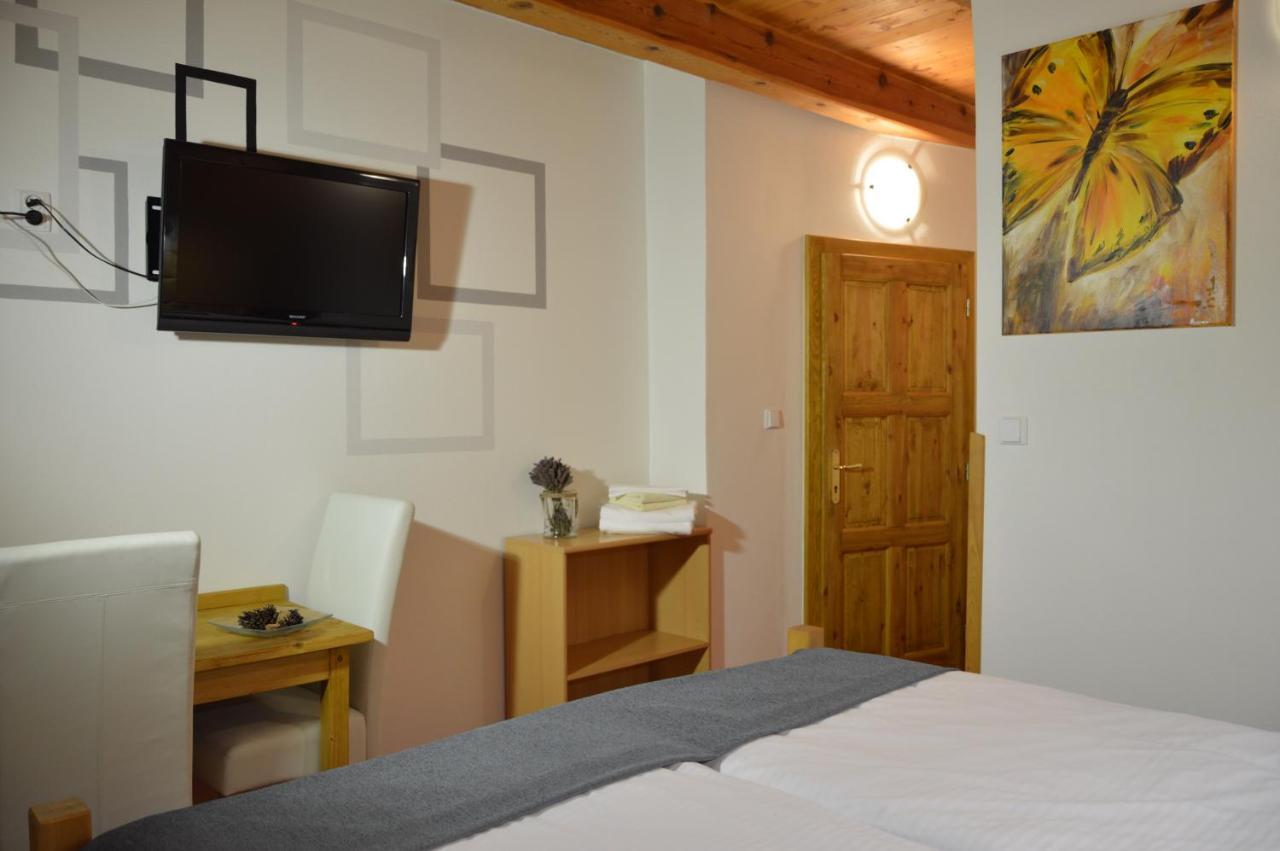 מלון Hluboká nad Vltavou Statek 3 - Wellness & Spa מראה חיצוני תמונה